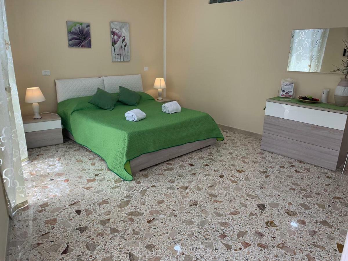 Si Viaggiare Apartments Partinico Εξωτερικό φωτογραφία
